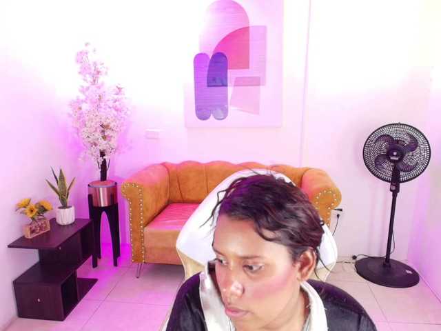 Afrodita-Loren live cam on BongaCams