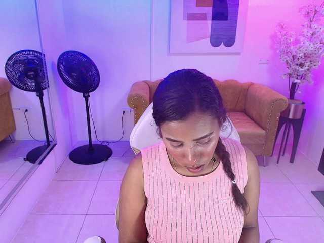 Afrodita-Loren — live female cam