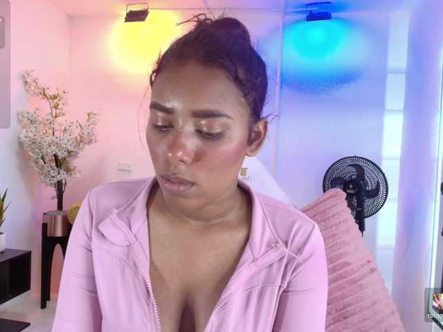 Afrodita-Loren live cam on BongaCams