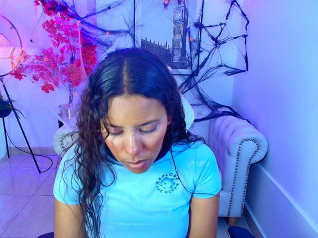 Afrodita-Loren, en vivo ahora en BongaCams