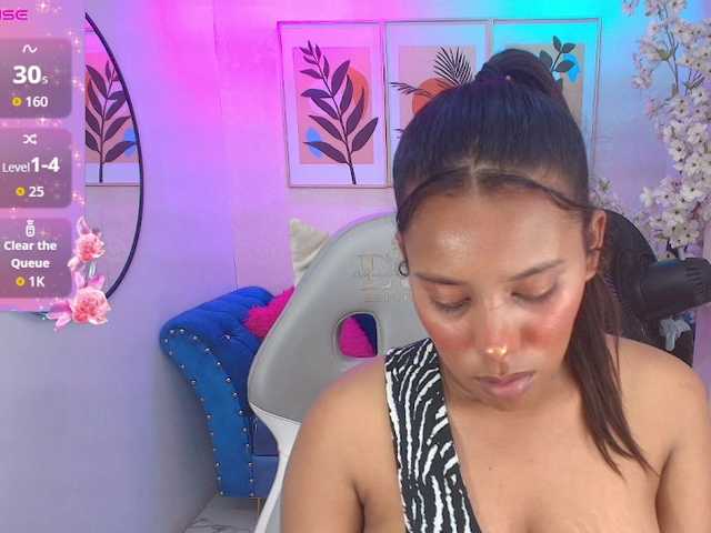 Afrodita-Loren live cam