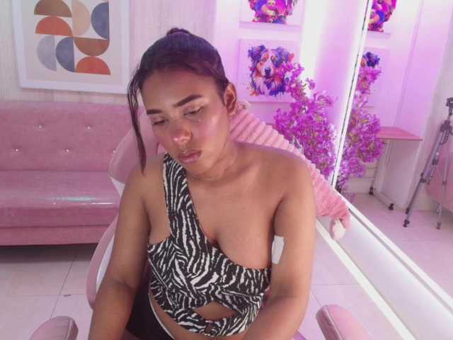 Afrodita-Loren live cam on BongaCams