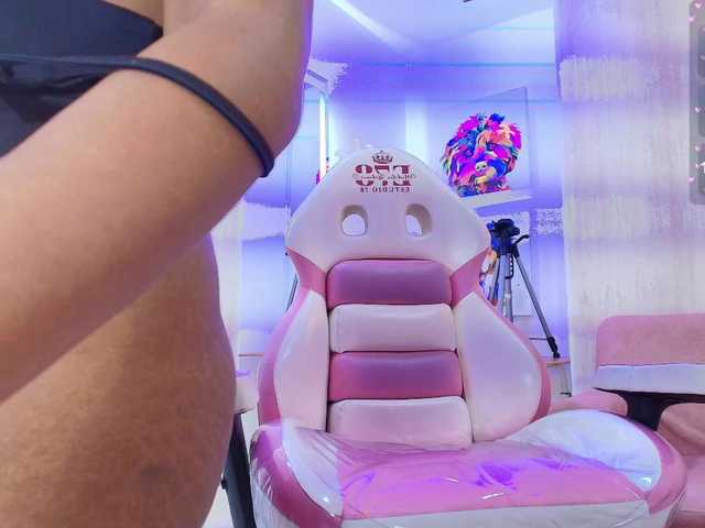 Afrodita-Loren live cam on BongaCams