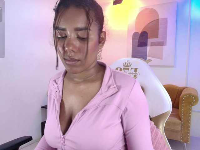 Afrodita-Loren live cam on BongaCams