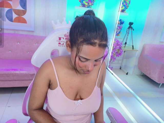 Afrodita-Loren live cam on BongaCams
