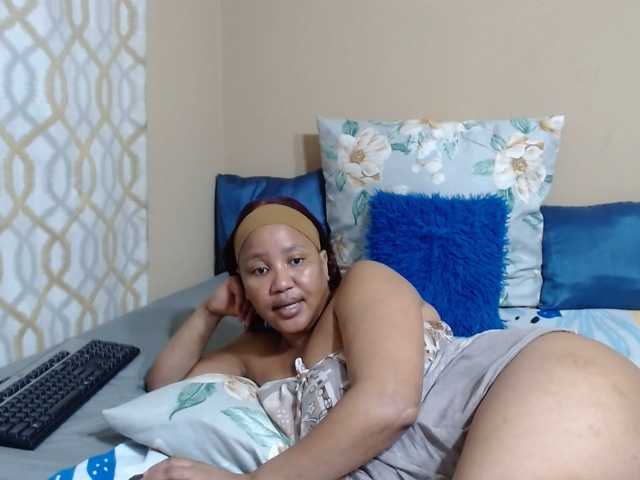 Londilicious live cam on BongaCams