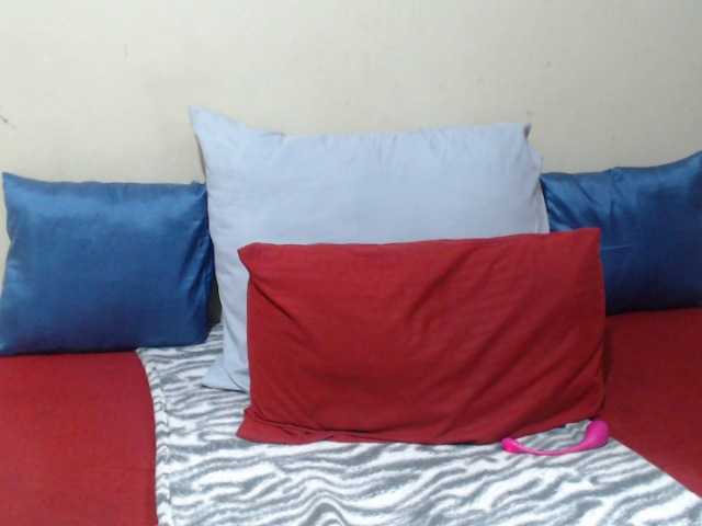 Londilicious live cam on BongaCams