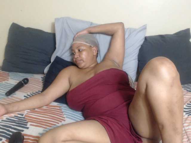 Londilicious live cam on BongaCams