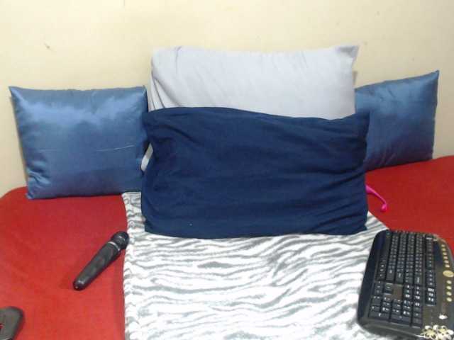 Londilicious live cam on BongaCams