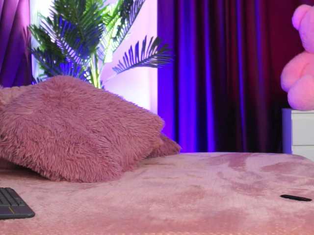 LucyCherry live cam on BongaCams