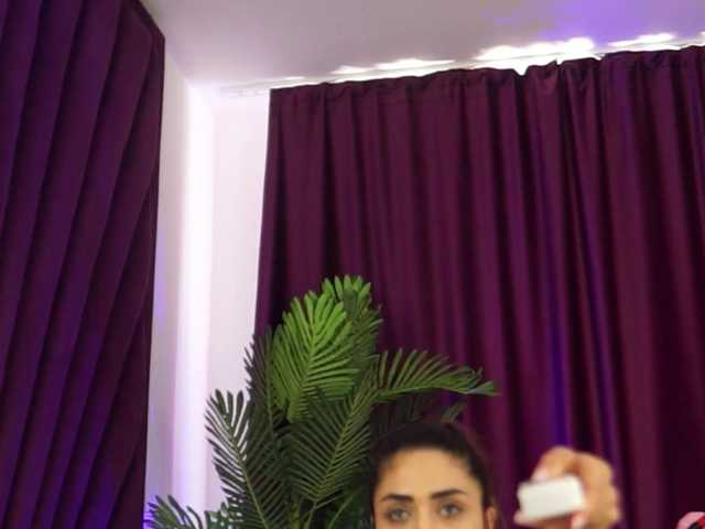 LucyCherry live cam on BongaCams