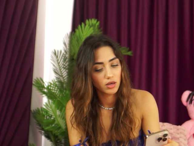 LucyCherry live cam on BongaCams