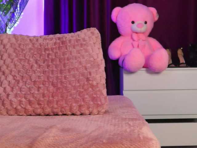 LucyCherry live cam on BongaCams