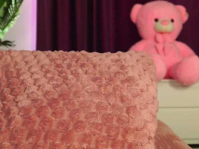LucyCherry live cam on BongaCams