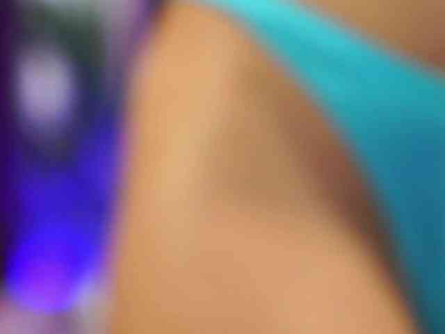 LucyCherry webcam