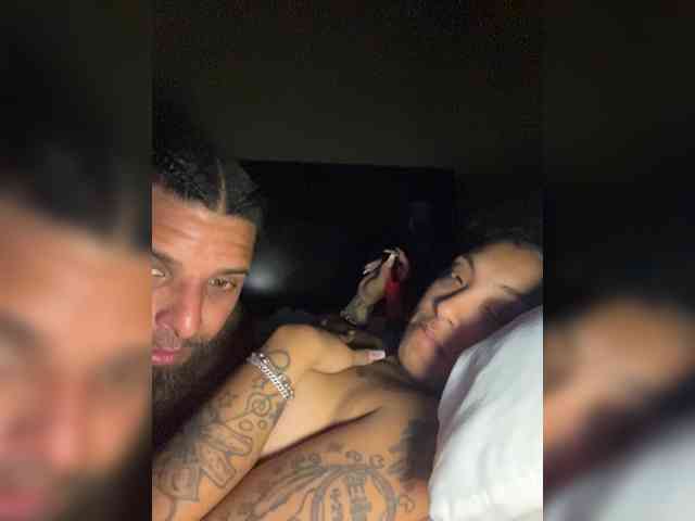 DaddyPundsHaz webcam