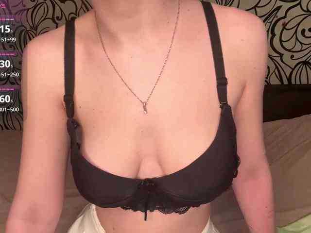 CamilaCarnegia webcam
