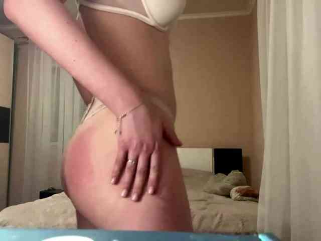 CamilaCarnegia webcam