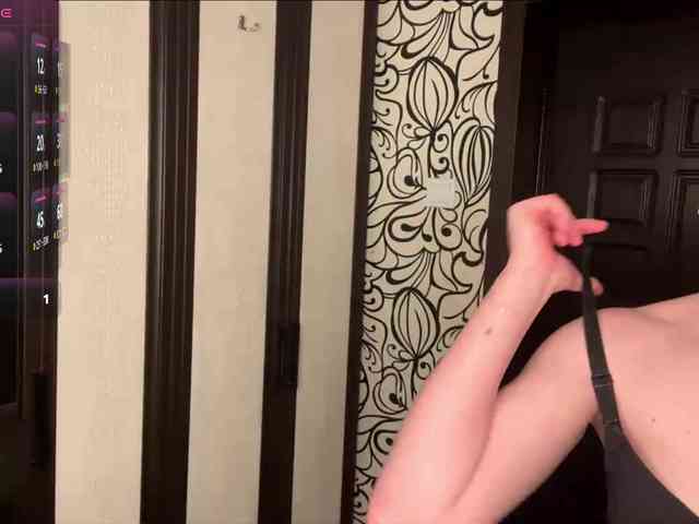 CamilaCarnegia webcam