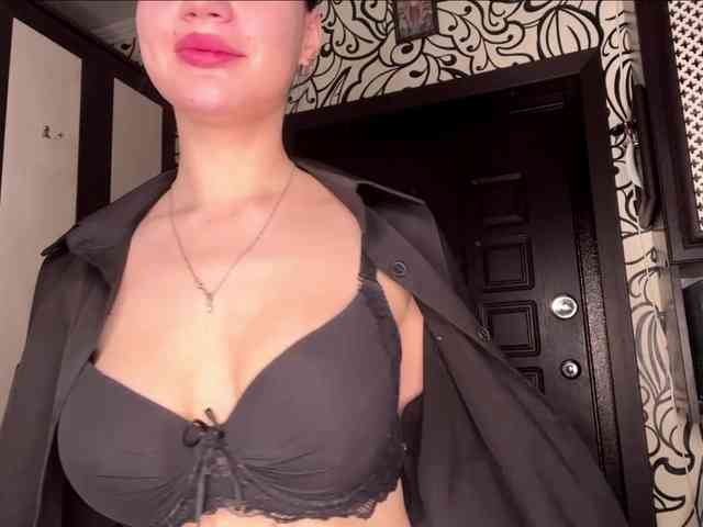 CamilaCarnegia webcam