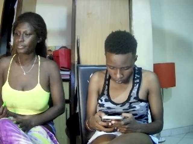 prettygirls041 Live Cam on BongaCams