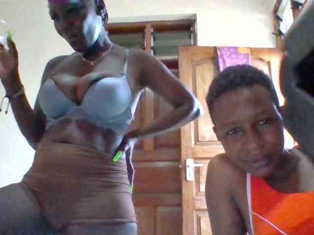 prettygirls041 webcam