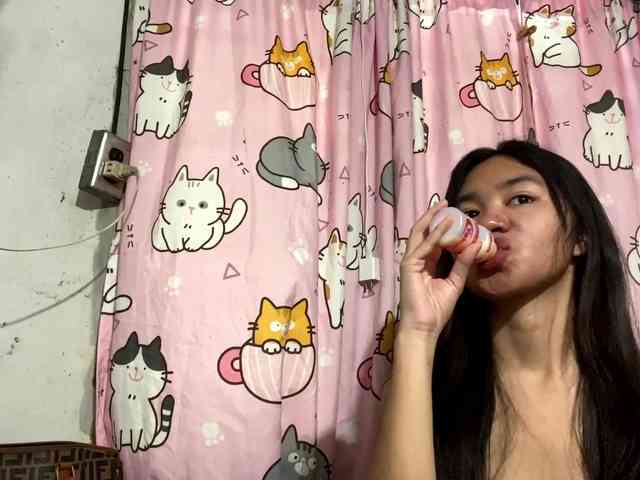 SumikoFyffe webcam