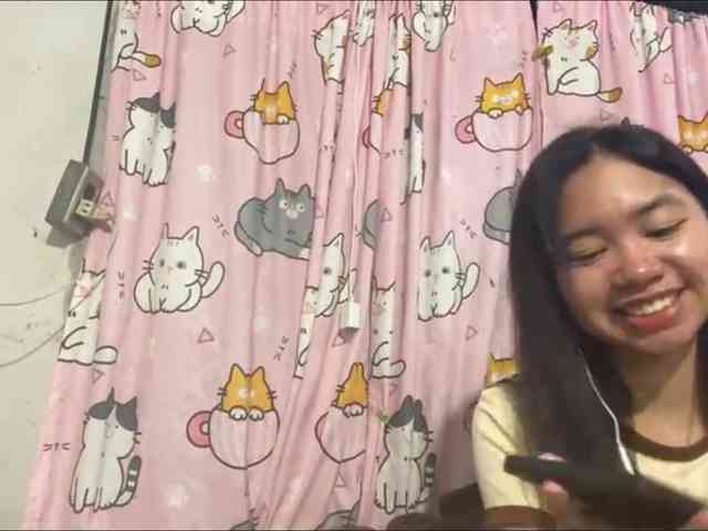 SumikoFyffe webcam