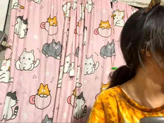 SumikoFyffe webcam