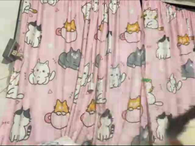 SumikoFyffe webcam