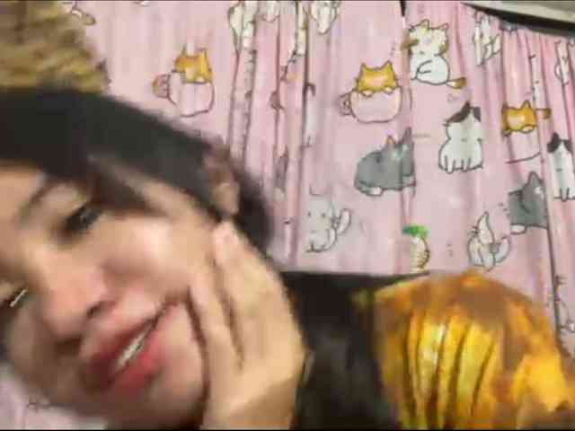 Model: SumikoFyffe