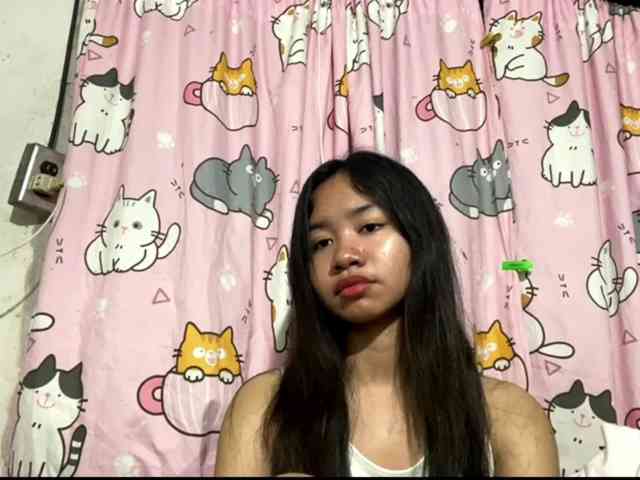 Model: SumikoFyffe