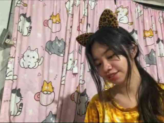 SumikoFyffe webcam