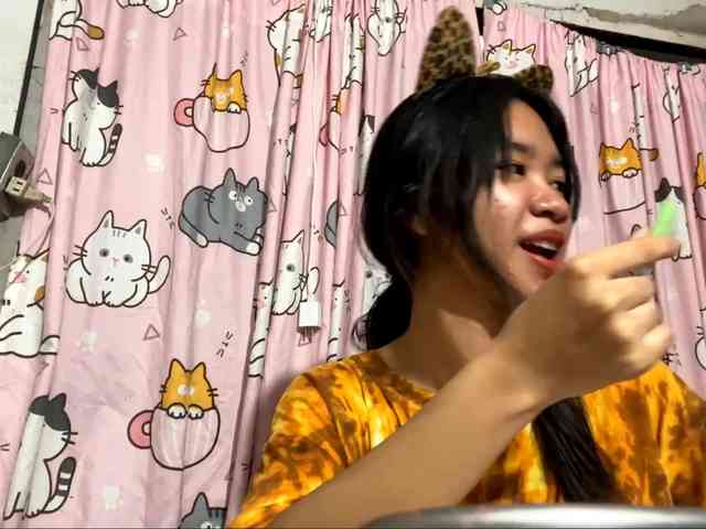 SumikoFyffe webcam