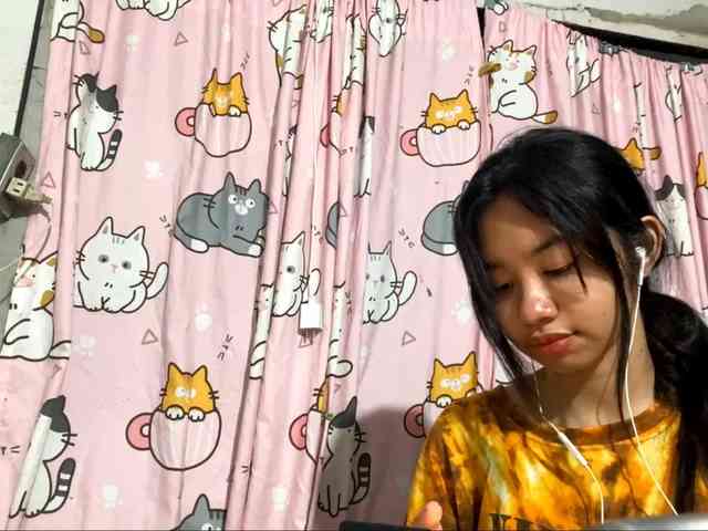 SumikoFyffe webcam