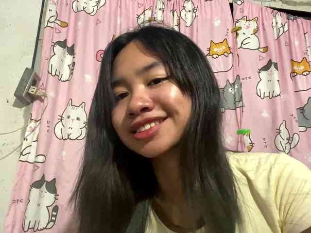 SumikoFyffe webcam