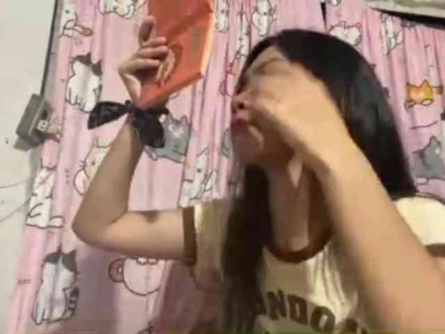 SumikoFyffe webcam