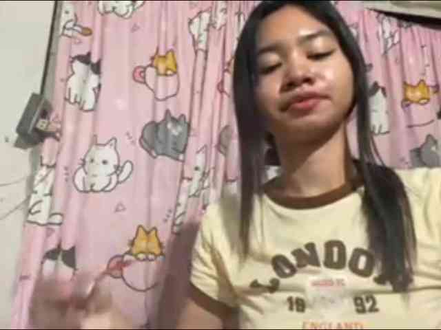 SumikoFyffe webcam