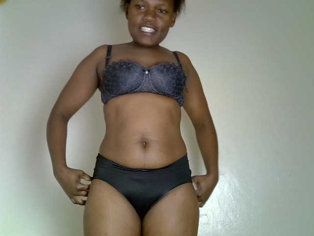 Sexxyfrey live cam on BongaCams