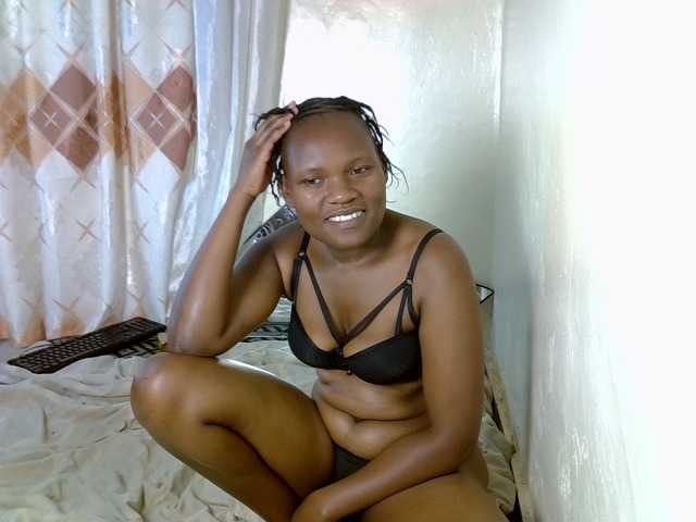 Sexxyfrey live cam on BongaCams
