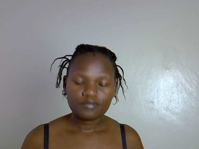 Sexxyfrey live cam on BongaCams