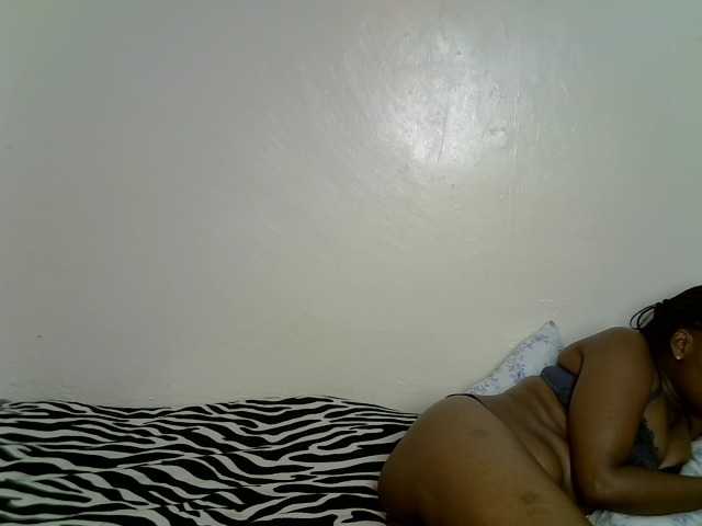 sexxyfrey cam belle