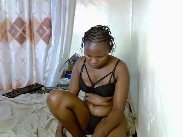 Sexxyfrey live cam on BongaCams