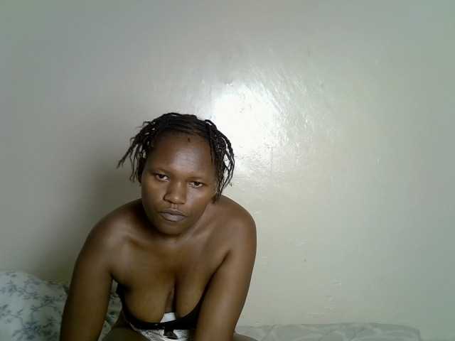 Sexxyfrey live cam on BongaCams