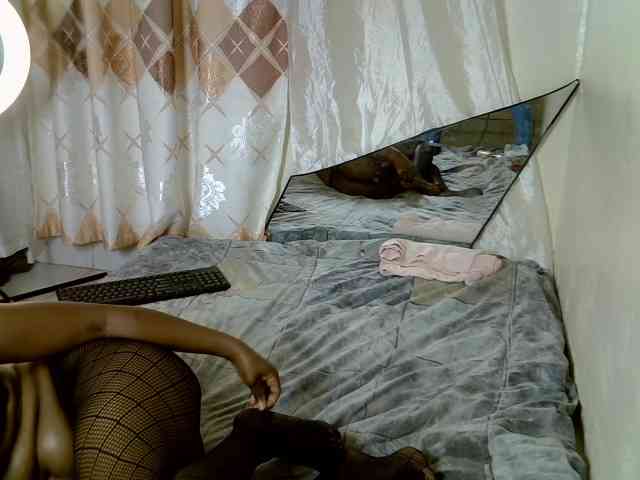 Sexxyfrey webcam