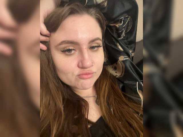 alina08's BongaCams show and profile