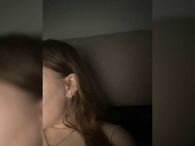 le modèle alina08 est en webcam porno dans un show sur le site bongacams, il possède les tags suivants: White/Caucasian,Blonde,Shaved
