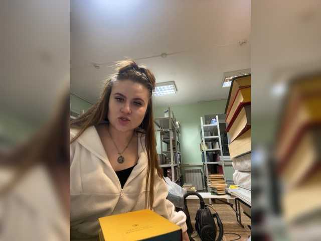 alina08's BongaCams show and profile