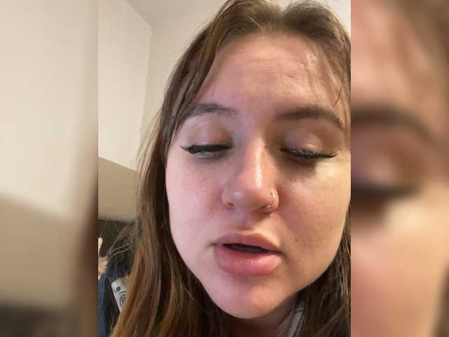 alina08 live cam