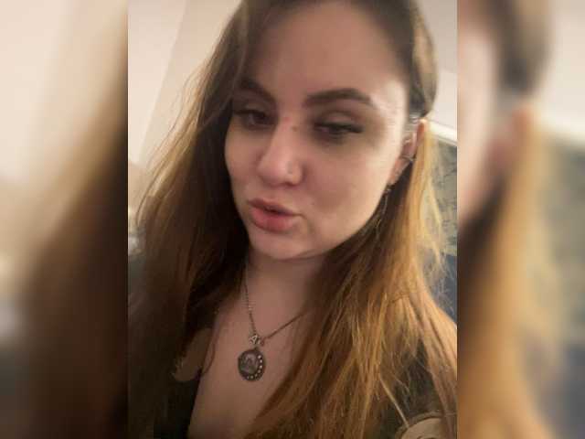 alina08's BongaCams show and profile